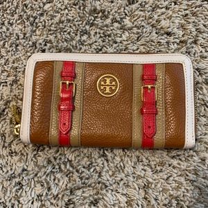 NWOT Tory Burch Ally Zip Continental Wallet
